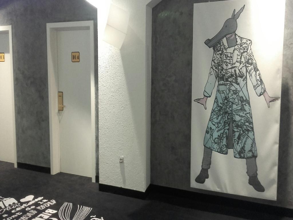 Hotel Tristar La Louvière Esterno foto