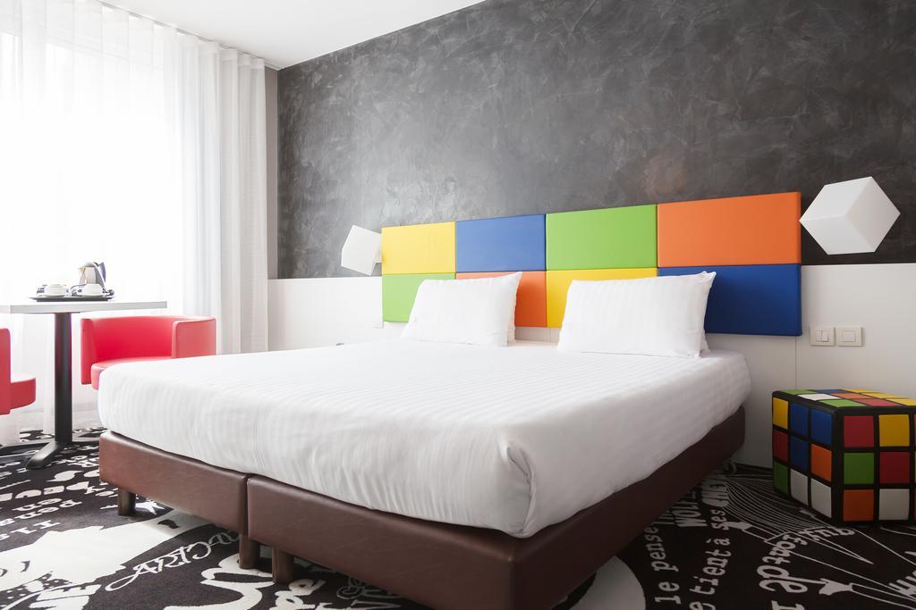 Hotel Tristar La Louvière Esterno foto