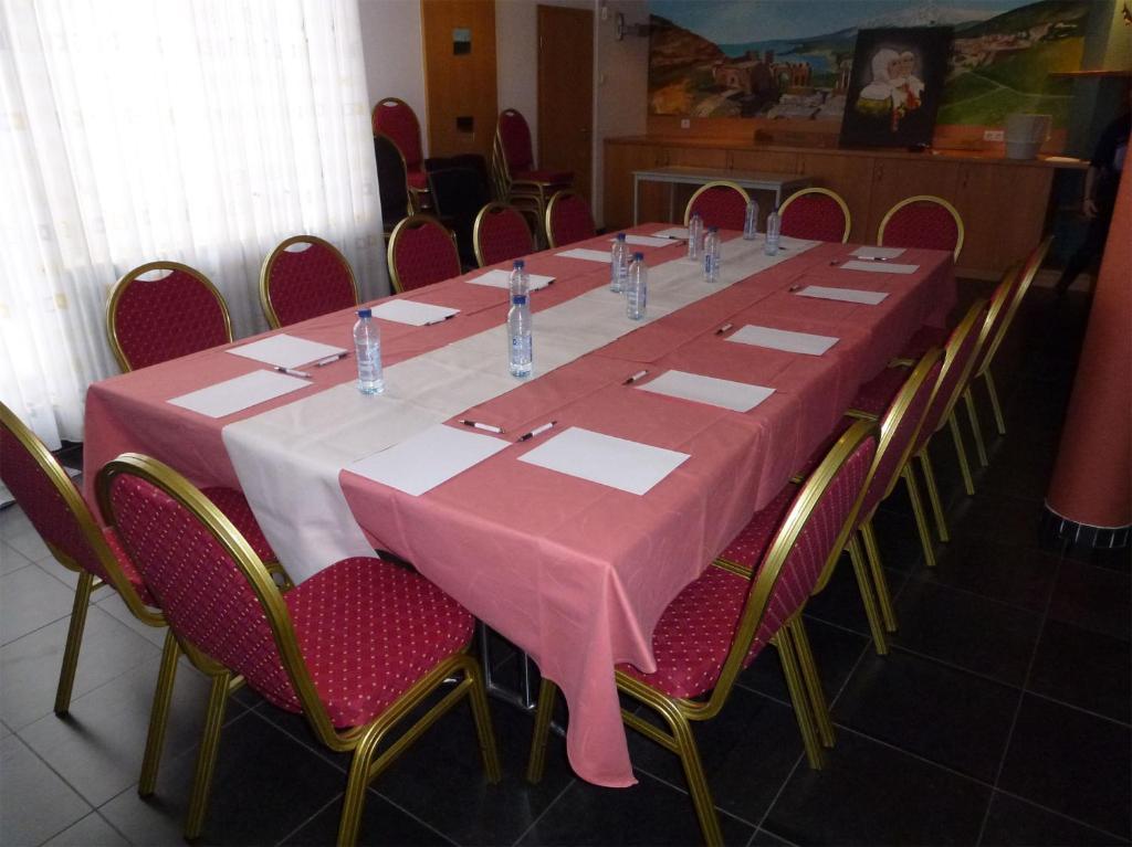 Hotel Tristar La Louvière Esterno foto