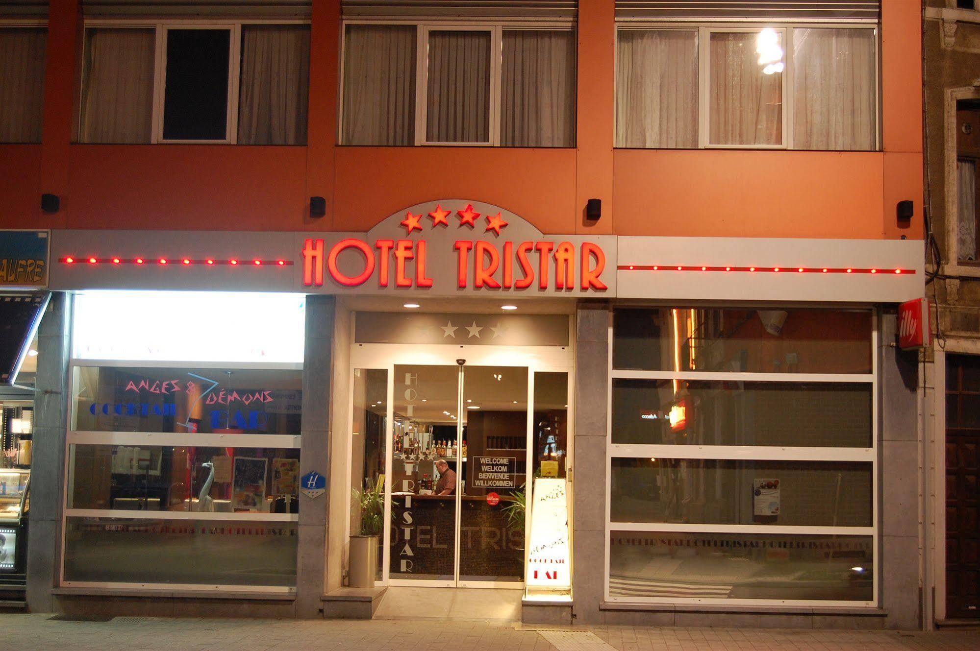 Hotel Tristar La Louvière Esterno foto